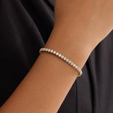 Zeitloses Tennisarmband